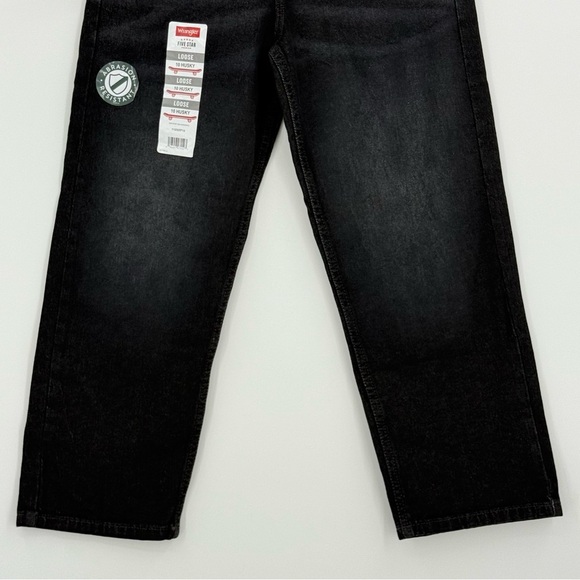 Wrangler Boy’s Black Loose Fit Denim Jeans Size 10 HUSKY NEW - Picture 3 of 6
